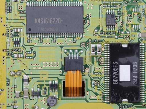 Mikrochip auf einer Leiterplatte
