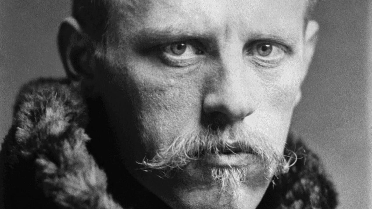 Der norwegische Polarforscher, Zoologe, Ozeanograf, Diplomat und Friedensnobelpreisträger Fridtjof Nansen um 1900 aufgenommen
