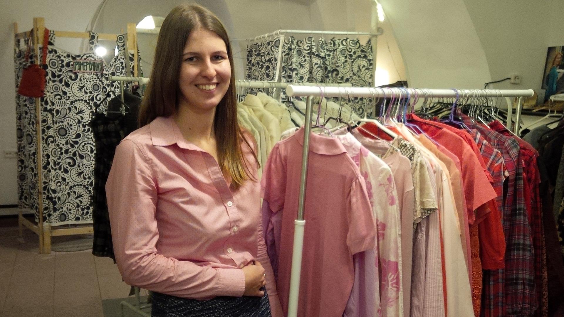 Unternehmerin Darja Aleksejewa in ihrem "Charity-Shop".