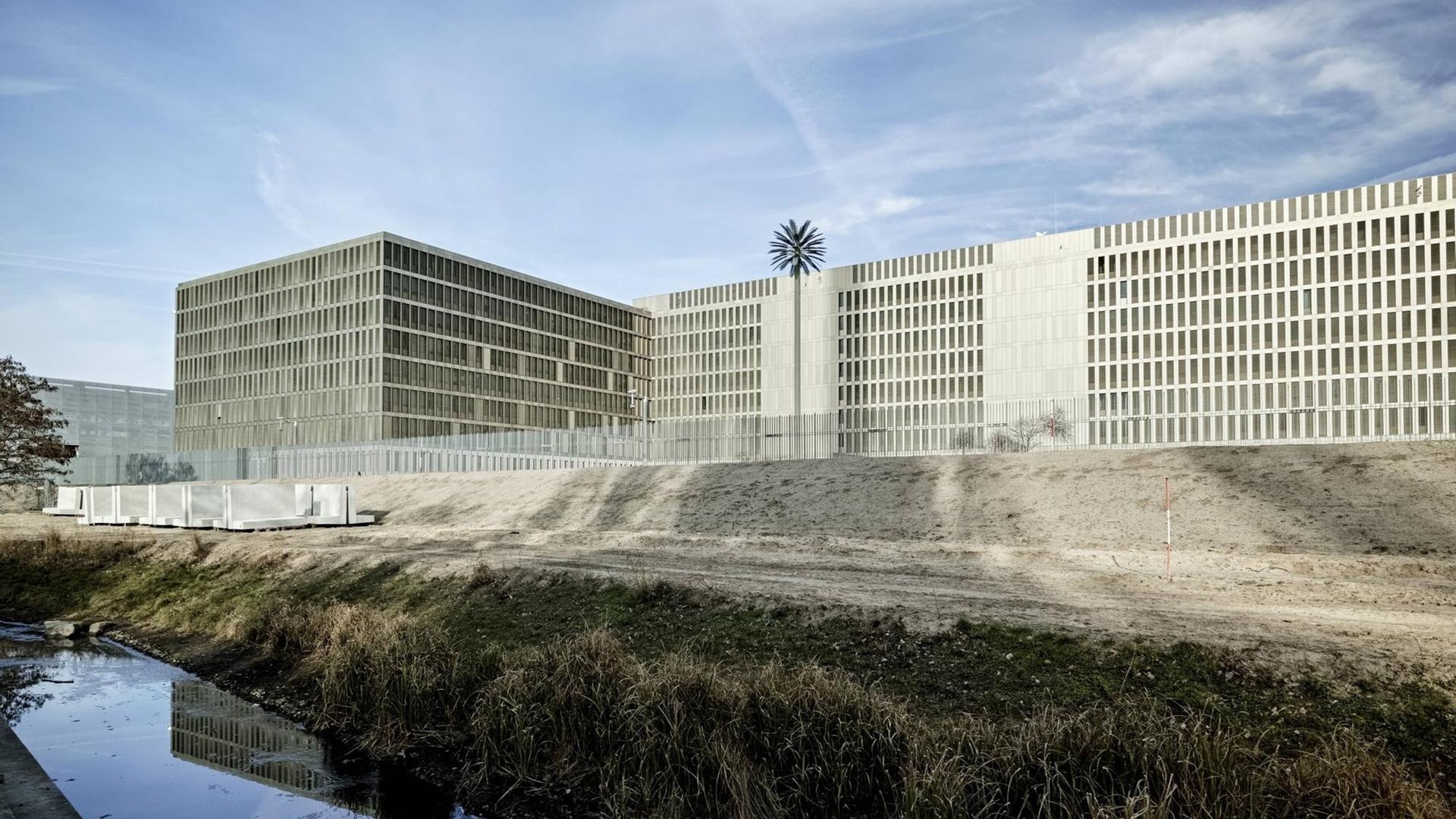 Die Zentrale des Bundesnachrichtendienstes in Berlin