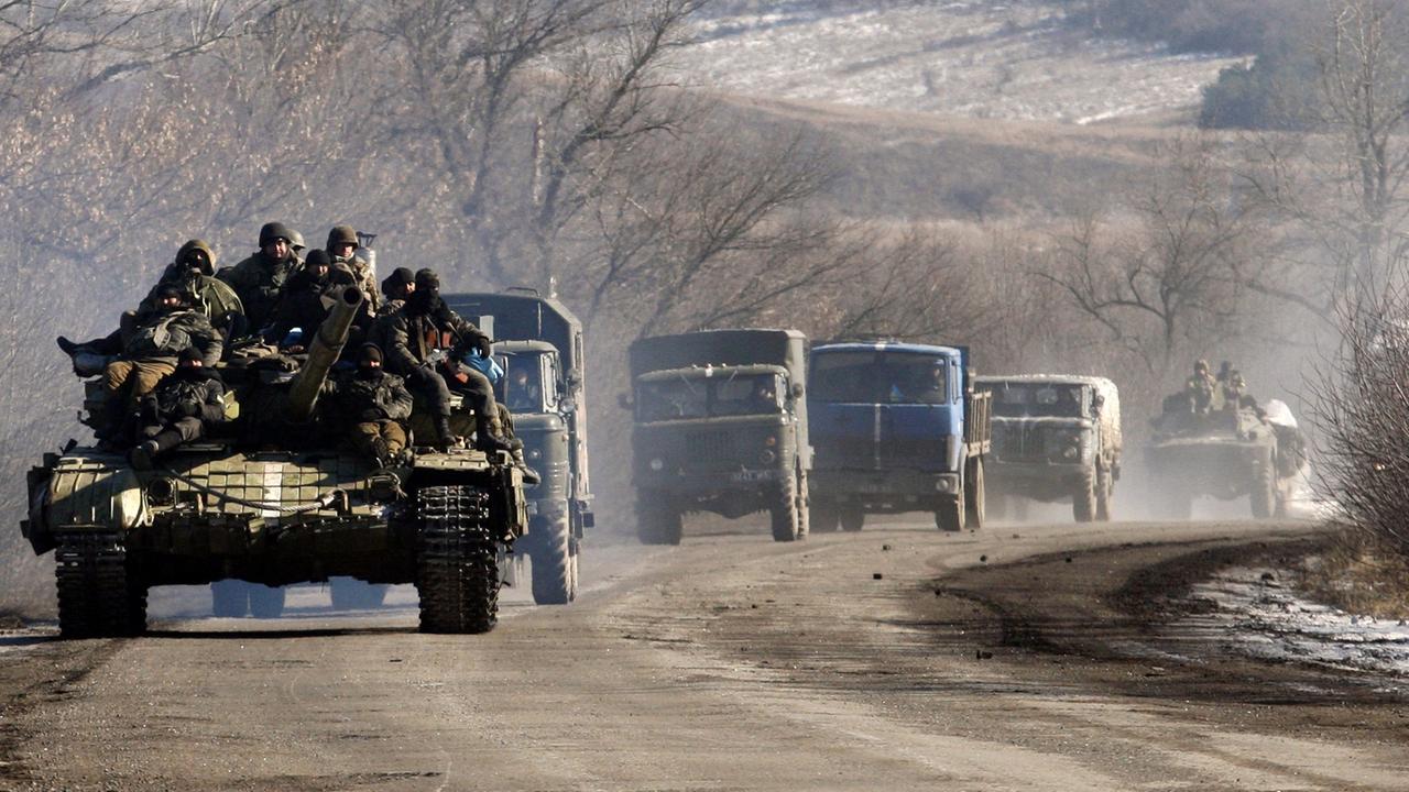 Ukrainische Truppen ziehen sich aus Debalzewo zurück.