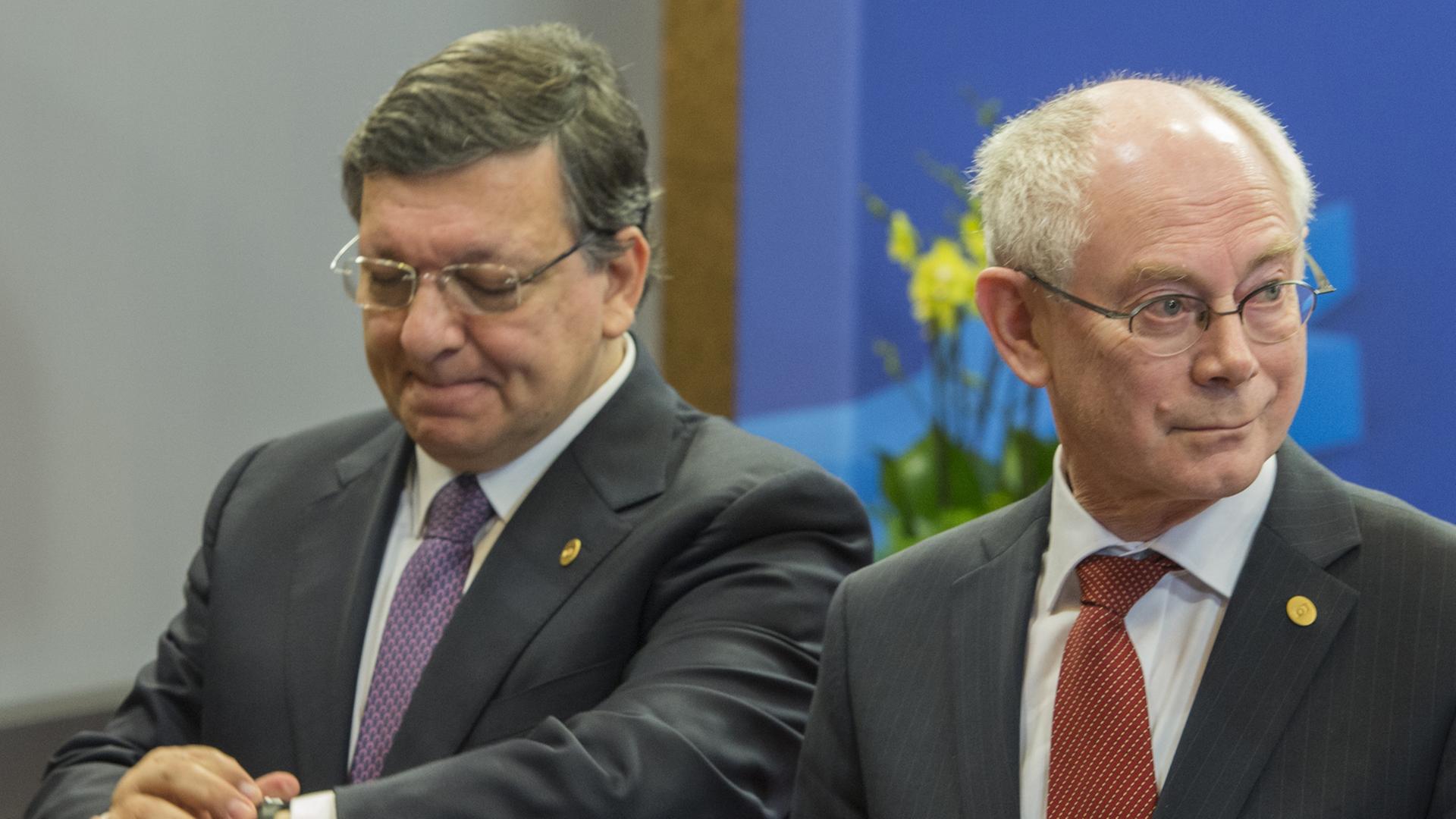 EU-Ratspräsident Herman Van Rompuy (r.) und EU-Kommissionspräsident José Manuel Barroso