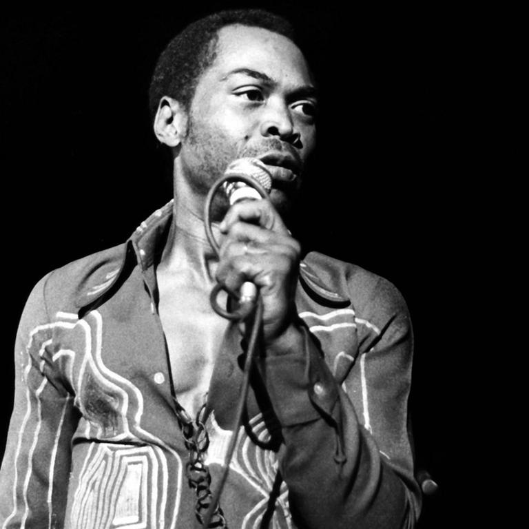 Fela Kuti während eines Konzertes im Jahr 1984.
