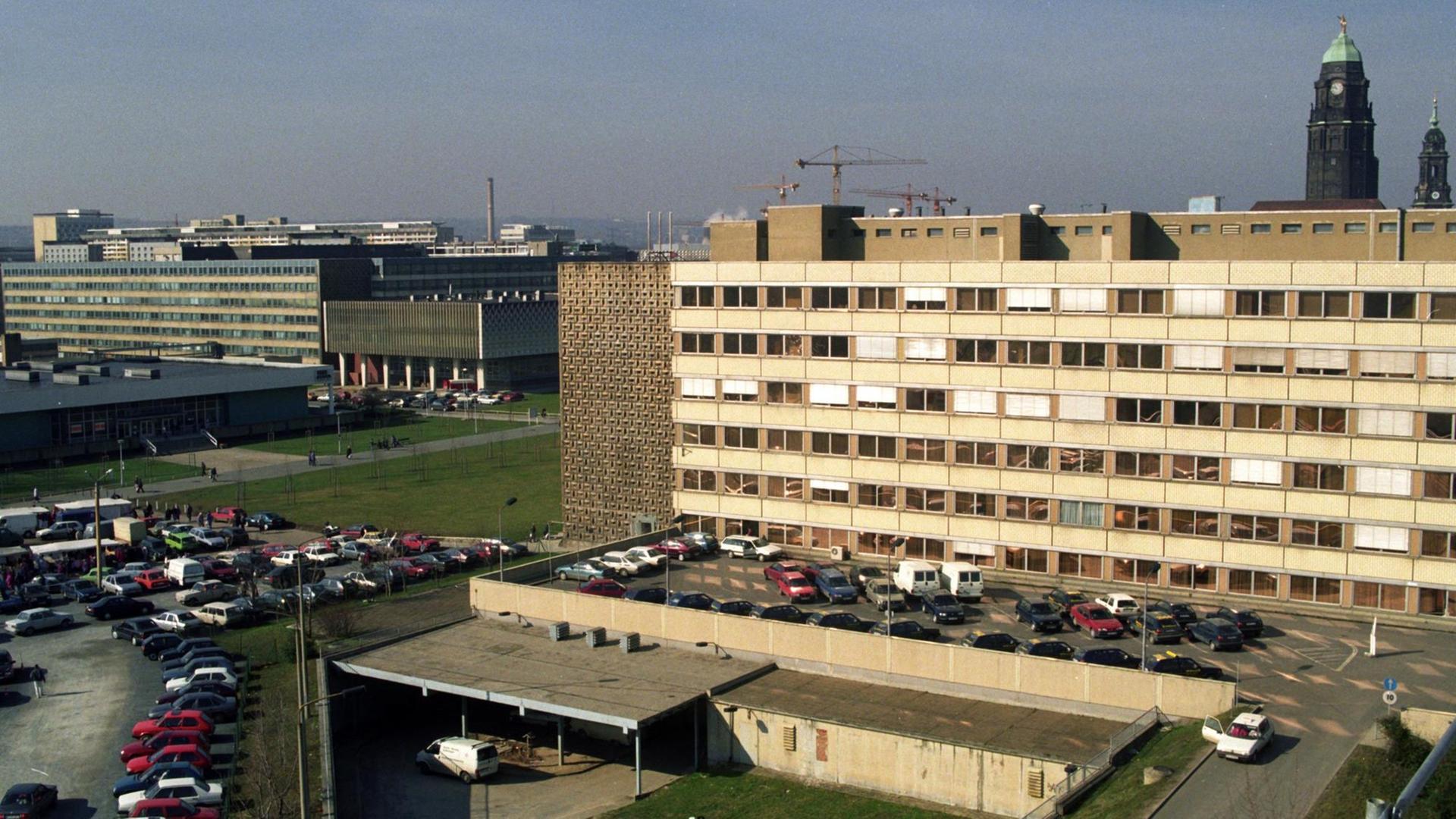 Das Werksgelände des Robotron-Kombinats in Dresden im Jahr 1994