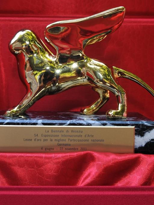 Leider liegt für dieses Bild keine Bildbeschreibung vor