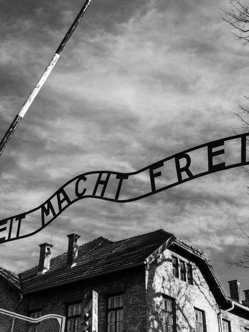 Tor zum Vernichtungslager Auschwitz
