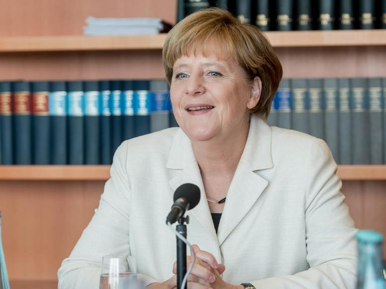 Bundeskanzlerin Angela Merkel am 3. Oktober 2015 im Kanzleramt beim Interview der Woche.