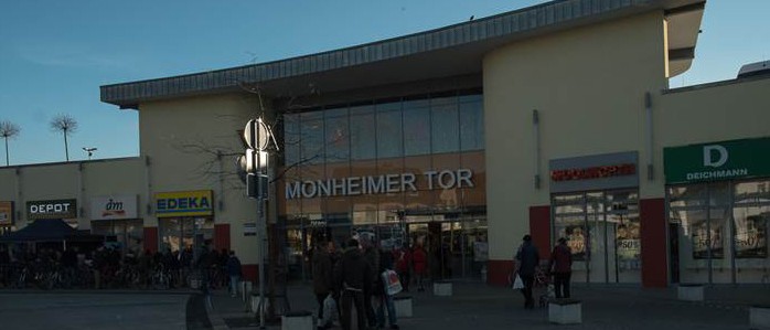 Das Einkaufszentrum Monheimer Tor