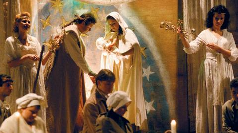 Czech Christmas Mass, classic pastoral mass written by the Czech composer Jakub Jan Ryba, in Prague, Czech Republic, December 22, 1997. (CTK Photo/Michal Krumphanzl) |