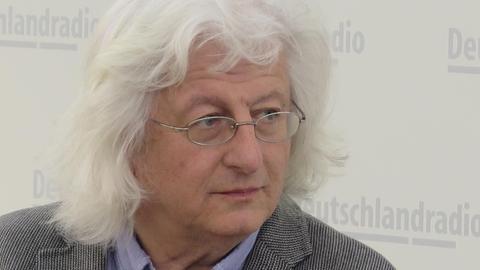 Péter Esterházy im Gespräch auf der Leipziger Buchmesse