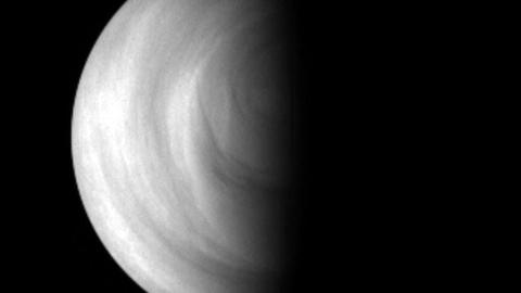 Unser Nachbarplanet Venus zeigt Phasen wie der Mond