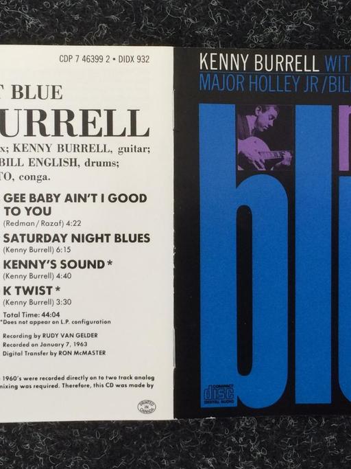 CD Cover der CD "Midnight Blue" von Kenny Burrell