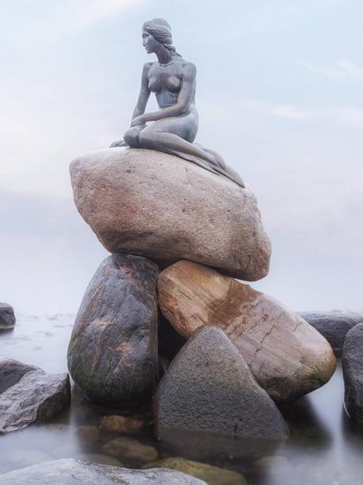 Die Statue der kleinen Meerjungfrau in Kopenhagen.