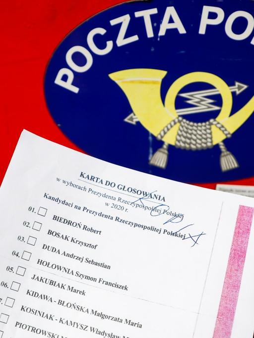 In Polen soll am Sonntag ein neuer Präsident per Briefwahl gewählt werden.