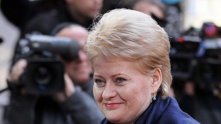 epa03481735 Lithuanian President Dalia Grybauskaite arrives for a meeting with the President of the European Council Herman Van Rompuy ahead of the European Council Summit at the European Union (EU) headquarters in Brussels, Belgium, 22 November 2012. The