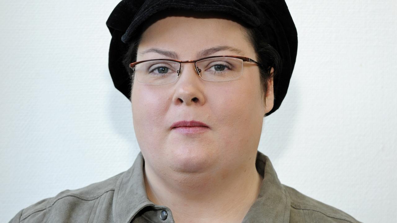 Die Webdesignerin Natalie Rosenke ist Vorsitzende der Gesellschaft gegen Gewichtsdiskriminierung (GgG), aufgenommen am 02.02.2014 in Köln.