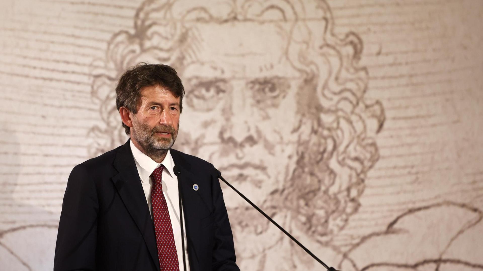 Italiens Kulturminister Dario Franceschini bei einer Pressekonferenz.