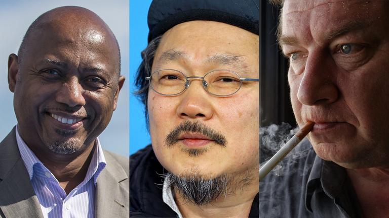 Der haitianische Regisseur Raoul Peck, der südkoreanische Regisseur Sangsoo Hong und der finnische Regisseur Aki Kaurismäki (v.l.) sind mit neuen Filmen auf der 67. Berlinale 2017 vertreten.