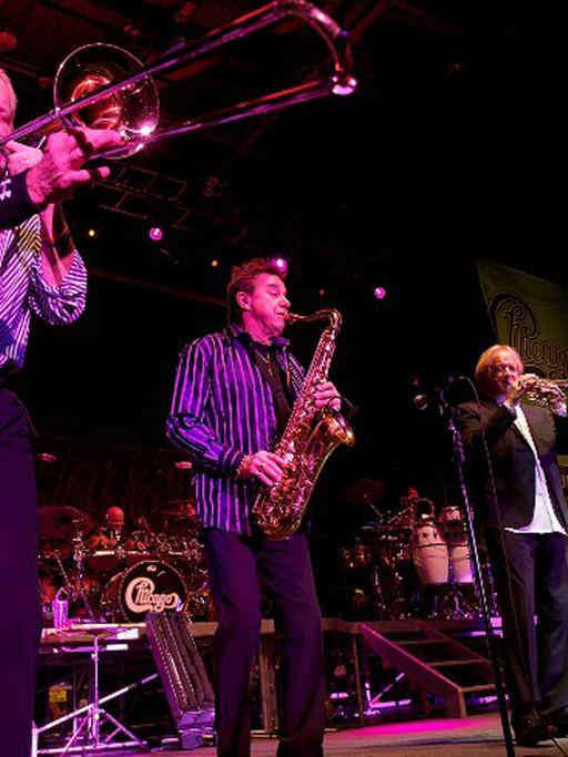 Die Band Chicago bei einem Konzert in Bloomington, USA