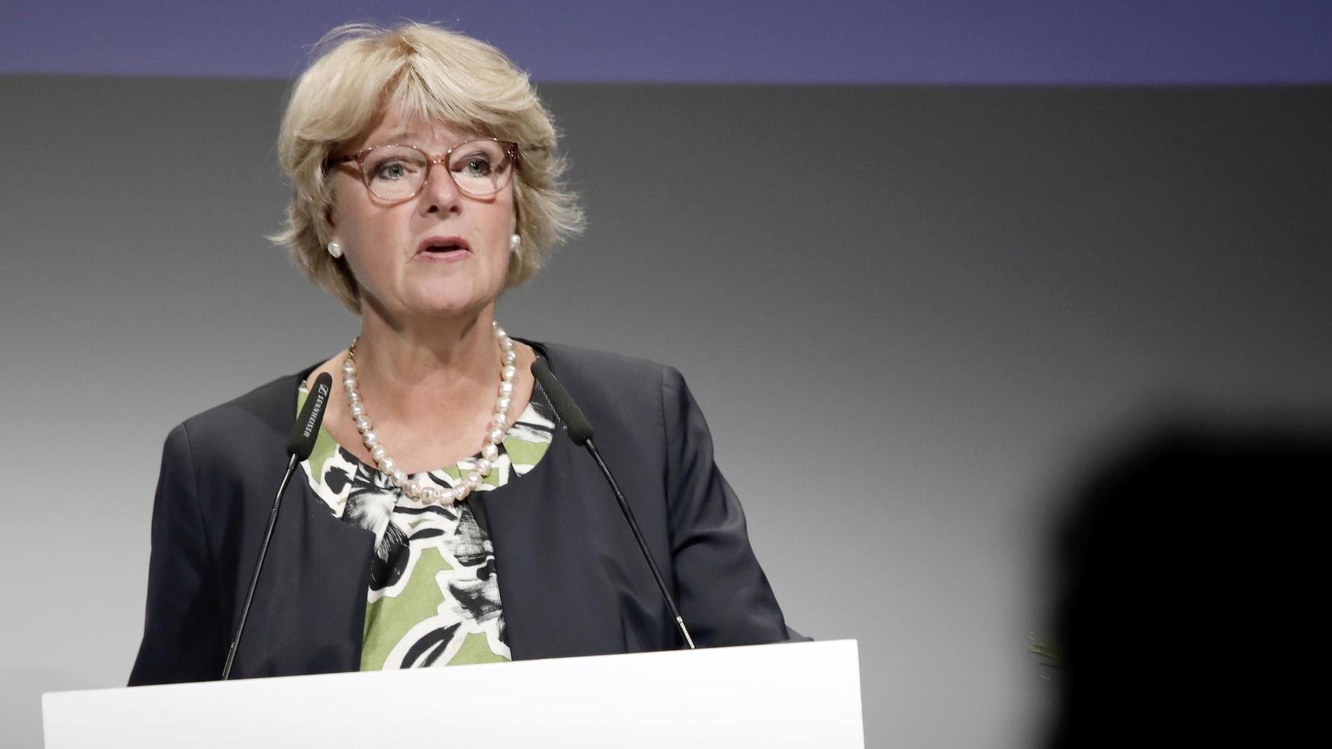 Monika Grütters (CDU), Staatsministerin für Kultur und Medien, spricht bei dem Festakt zum 250. Geburtstag von Alexander von Humboldt.