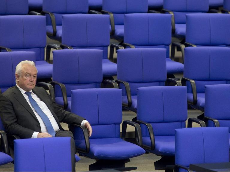 Wolfgang Kubicki (FDP) am 21.03.2018 bei der Befragung der Bundesregierung im Bundestag in Berlin