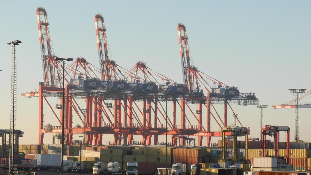 Containerkräne in Bremerhaven