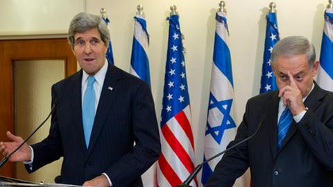 John Kerry und Benjamin Netanjahu stellen sich den Fragen der Presse