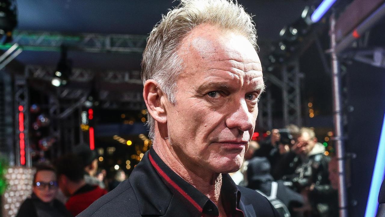 Sting gibt ein Interview auf der Gala zur Preisverleihung bei den International Music Awards in Berlin.