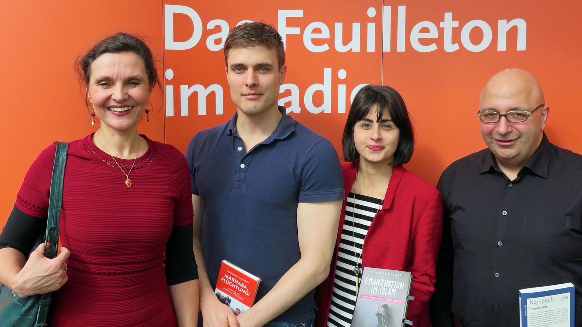 Multikulti oder Kulturkampf? - Ein Lesart Spezial von der Leipziger Buchmesse: Moderatorin Maike Albath, Constantin Schreiber, Sineb El Masrar, Armin Nassehi (l-r)