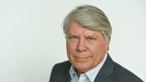 Das Porträt von Gunter Gebauer.