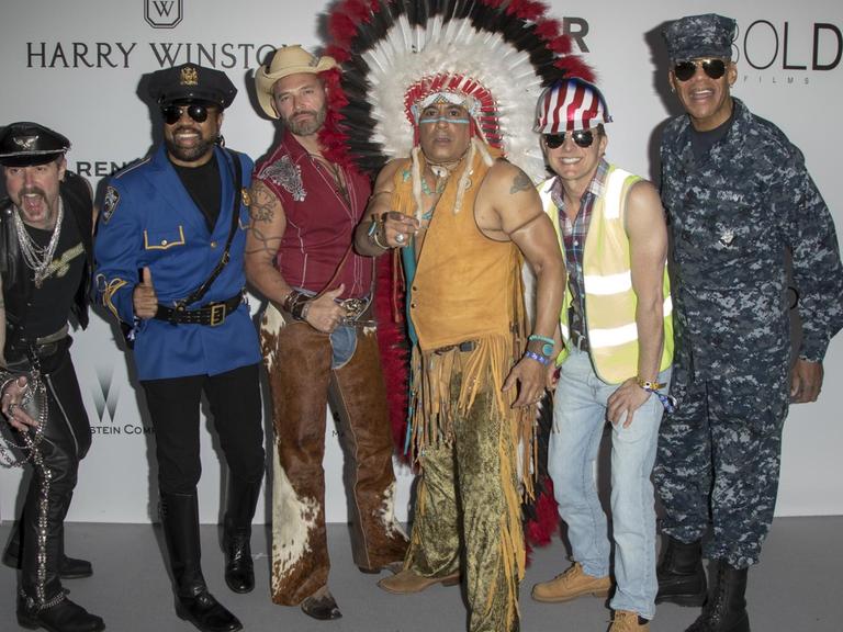 Die Musikband "Village People" posiert auf dem "Cannes Film Festival" am 19.05.2016.