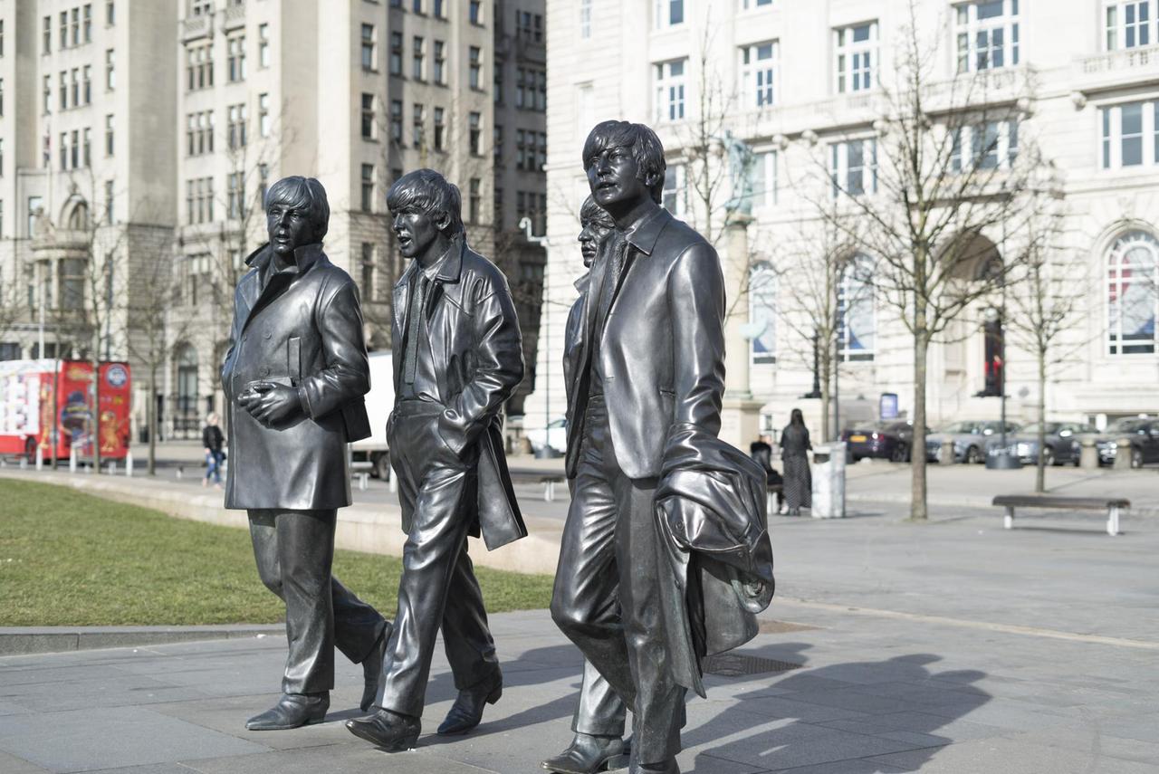 Die berühmtesten Söhne der Stadt flanieren heute auch an Liverpools Waterfront als Skulptur in Realgröße.