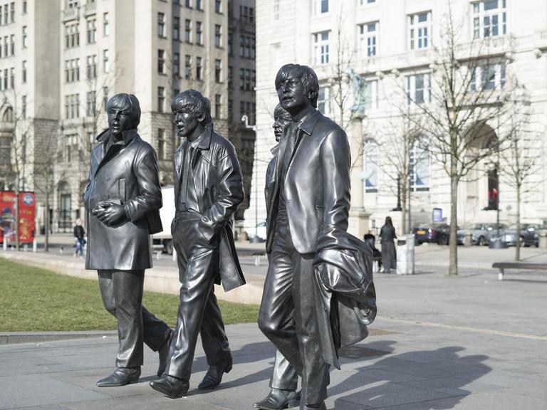 Die berühmtesten Söhne der Stadt flanieren heute auch an Liverpools Waterfront als Skulptur in Realgröße.