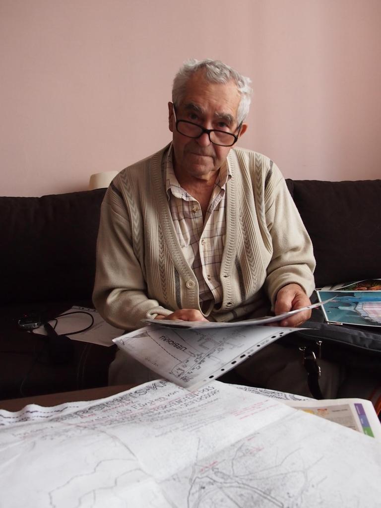 Der polnische Bergmann Tadeusz Slowikowski, 85 Jahre, hörte die Geschichte mit dem Goldzug nach dem Zweiten Weltkrieg von einem deutschen Kollegen