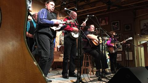 "Big Country": Bluegrass Konzert im Carter Family Fold in Hiltons, Virginia