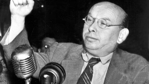 Der deutsche Komponist Hanns Eisler