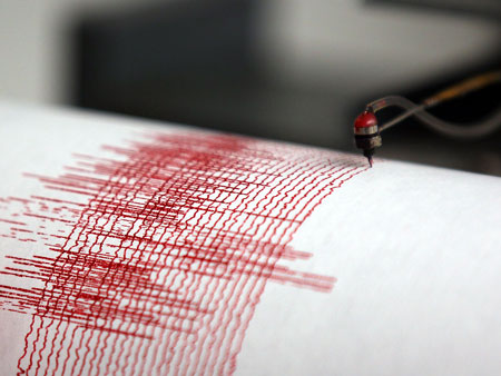 Seismograph notiert ein leichtes Erdbeben