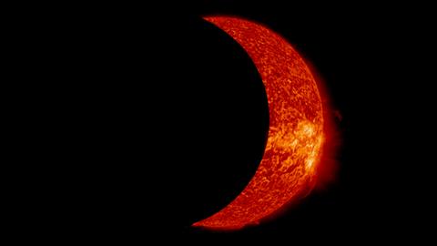 Partielle Phase einer Sonnenfinsternis, beobachtet vom Solar Dynamics Observatory
