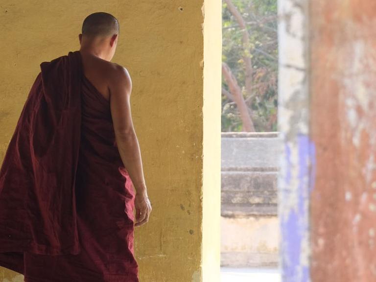 Ein Mönch in Myanmar.