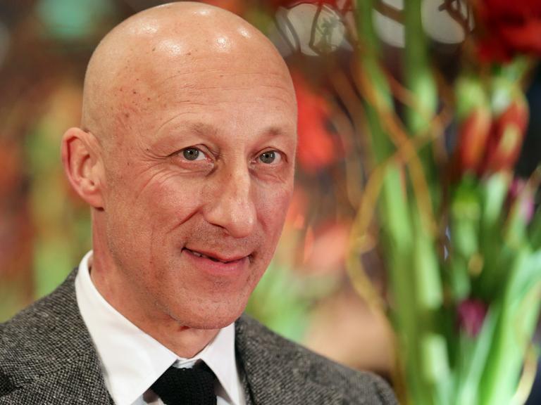 Regisseur Oliver Hirschbiegel bei der Eröffnungsgala der 65. Internationalen Filmfestspiele in Berlin; Aufnahme vom 5.2. 2015