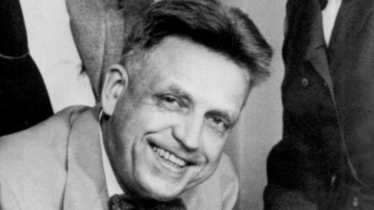 Der amerikanische Biologe und Sexualforscher Alfred Kinsey im August 1953.