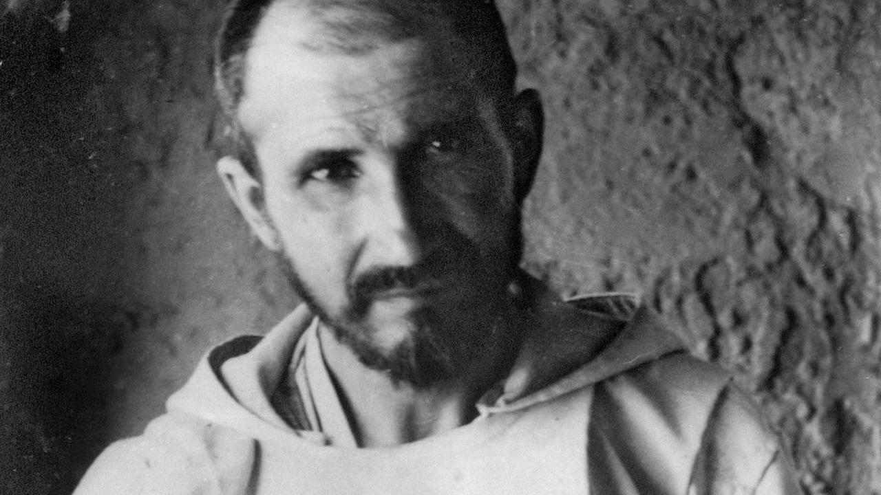 Archives of French monk Charles de Foucauld (dead in 1916) beatified by Cardinal Jose Saraiva Martins and Pope Benedict XVI, in St. Peter's Basilica at the Vatican, on November. 13, 2005. Photo by Jose Nicolas +++(c) dpa - Report+++ |
