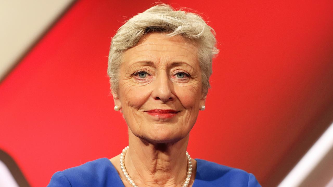 Zu den Autorinnen gehört die Grünen- Politikerin Marieluise Beck, die bis 2017 als Außenpolitikerin im Bundestag saß. 