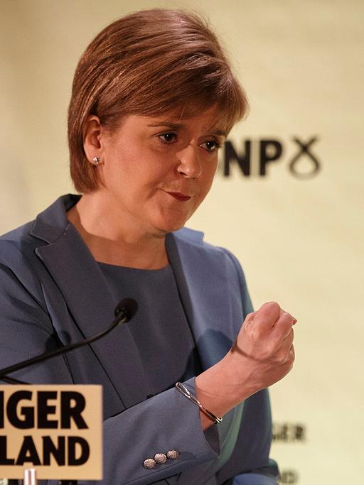 Nicola Sturgeon von der schottischen SNP lehrt die etablierten Parteien das Fürchten.