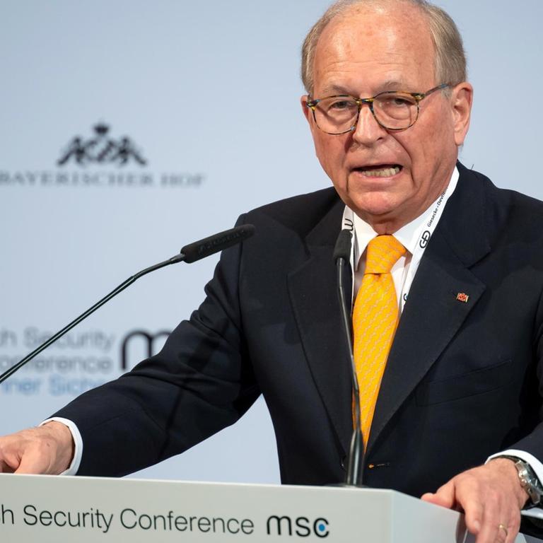 Wolfgang Ischinger, Vorsitzender der Münchner Sicherheitskonferenz, spricht auf der Münchner Sicherheitskonferenz 2020.