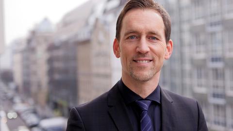 Das Bild zeigt Sven Rebehn, Bundesgeschäftsführer des Deutschen Richterbundes.