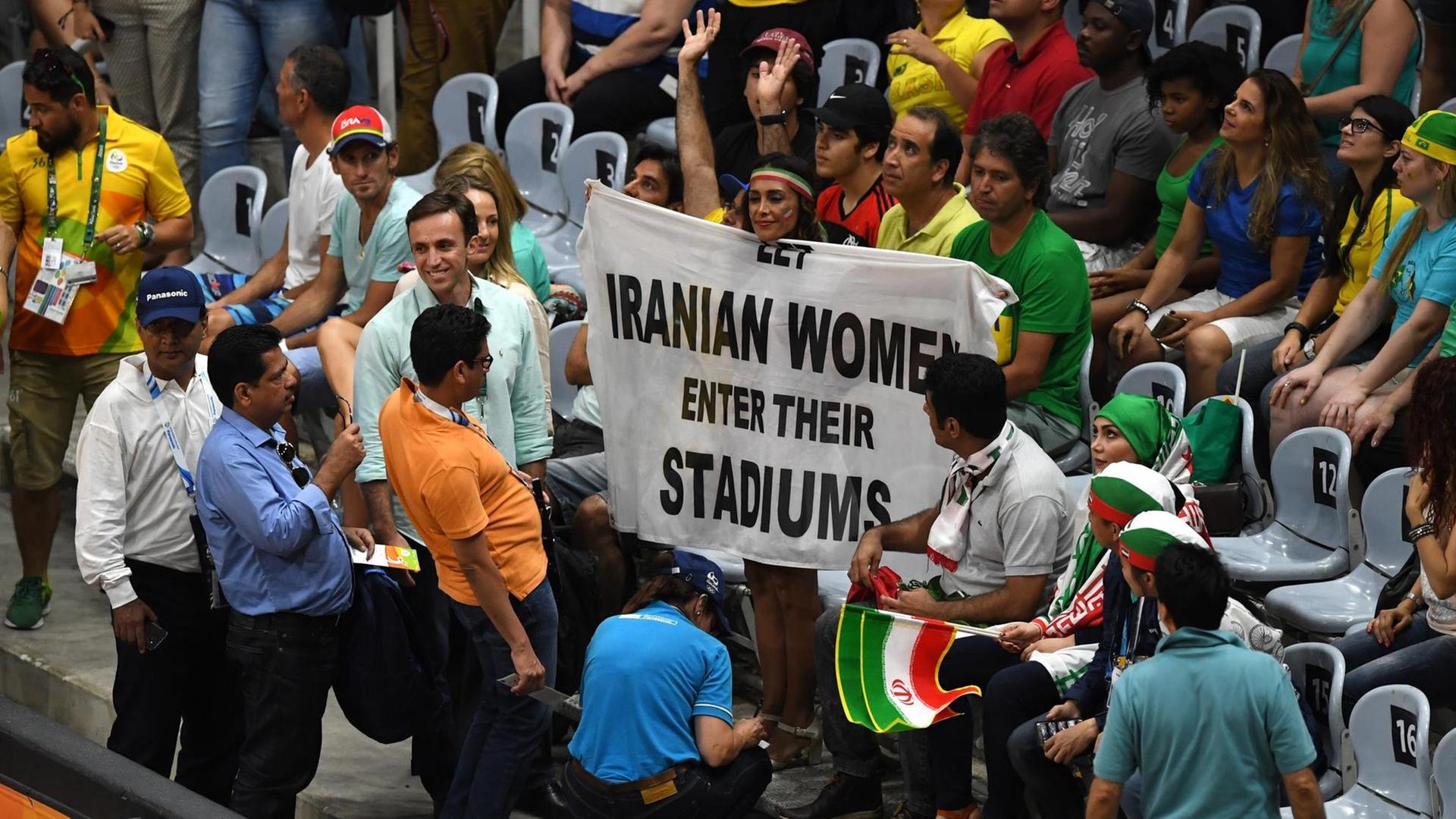 Iran Stadion