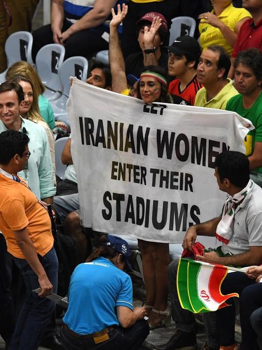 Iran Stadion