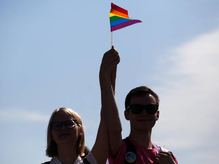 Teilnehmer der LGBT Pride in Sankt Petersburg im August 2017.