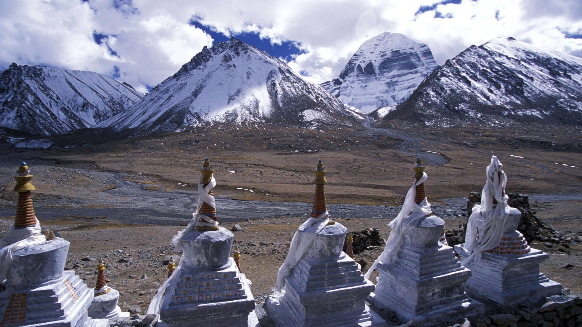 Das Dirapuk Monastery nahe des Mount Kailash in Tibet
